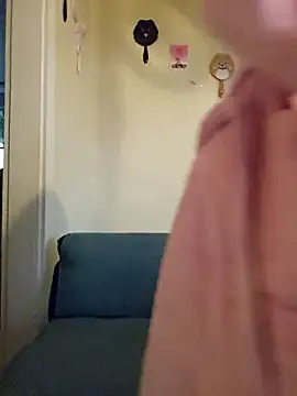 Adrina Drake online show from October 20, 2:39 pm