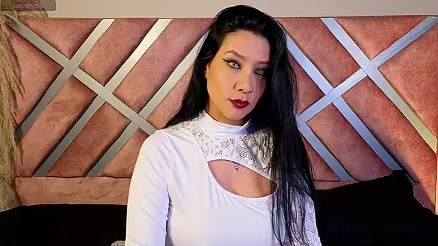  kelly hous36 online show from March 19, 3:40 pm