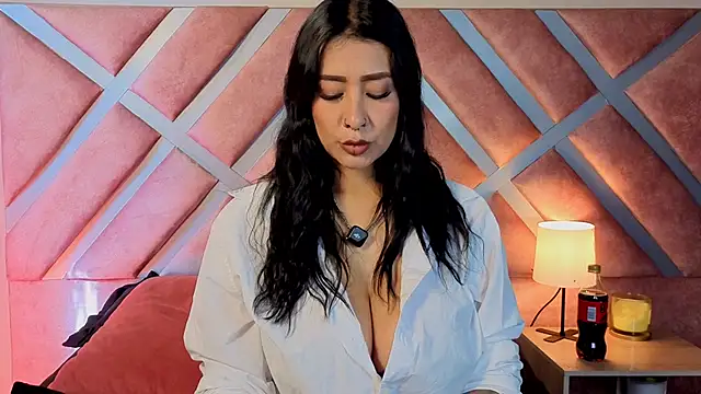  kelly hous36 online show from February 20, 1:11 pm