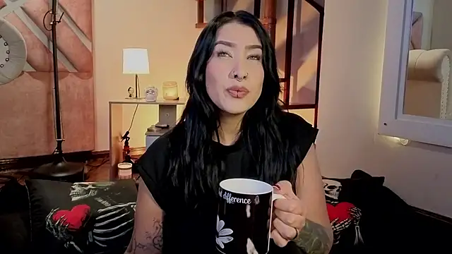  kelly hous36 online show from July 24, 12:47 pm