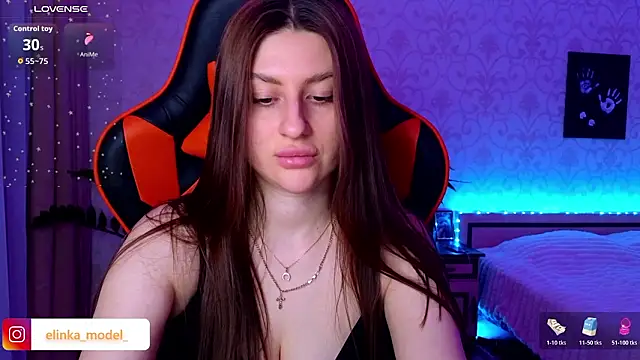 Elishka  online show from March 8, 9:40 pm