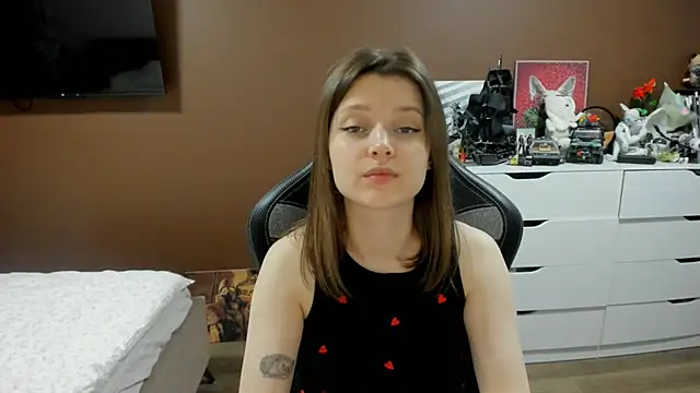 Snapshot of SoniNesti chatting on June 19, 4:11 pm SoniNesti online show from June 19, 4:11 pm