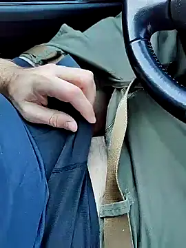 Snapshot of Boring_one chatting on January 13, 7:32 am Boring one online show from January 13, 7:32 am