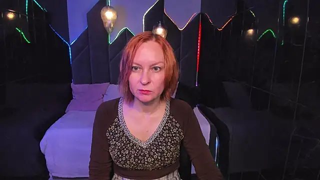 Snapshot of NikaGentle chatting on October 11, 5:39 am NikaGentle online show from October 11, 5:39 am