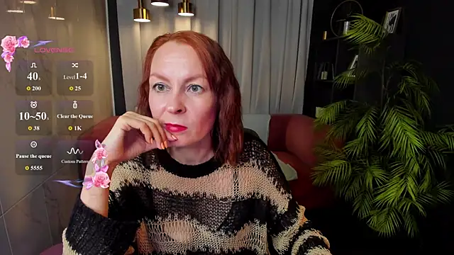 Snapshot of NikaGentle chatting on June 23, 5:38 am NikaGentle online show from June 23, 5:38 am
