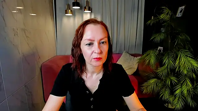 Snapshot of NikaGentle chatting on July 2, 5:24 am NikaGentle online show from July 2, 5:24 am