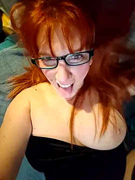 lollipop cat online show from January 7, 9:17 pm