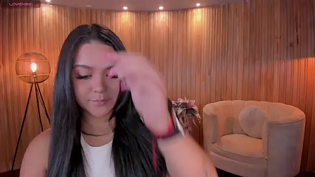 Snapshot of ToriCrossX chatting on February 11, 3:40 pm ToriCrossX online show from February 11, 3:40 pm