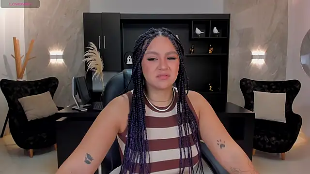 Snapshot of ToriCrossX chatting on February 26, 1:08 pm ToriCrossX online show from February 26, 1:08 pm