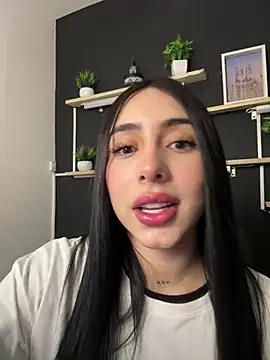 isabella jade online show from February 4, 7:53 pm