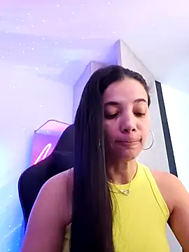 Snapshot of miaeyes chatting on January 11, 1:22 pm miaeyes online show from January 11, 1:22 pm