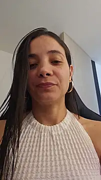 Snapshot of miaeyes chatting on November 27, 1:57 pm miaeyes online show from November 27, 1:57 pm