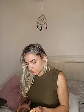 ASHLEY BLAIR online show from June 21, 8:00 pm
