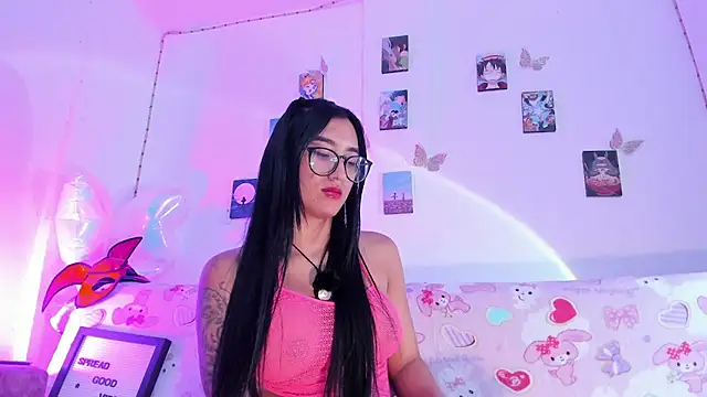 ineedmydaddy  online show from November 12, 1:50 am