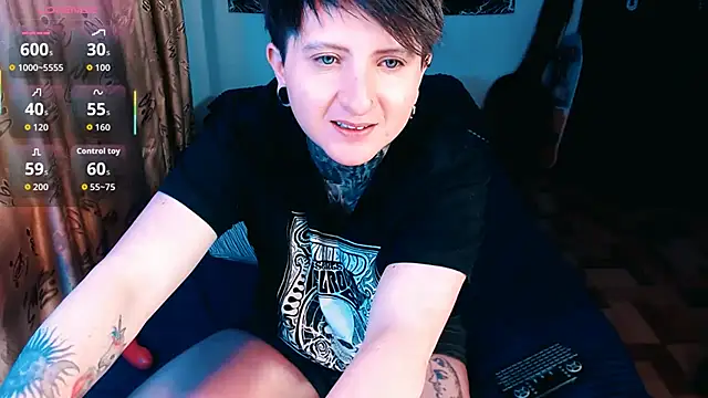 Marieblueeyes online show from October 28, 11:29 pm