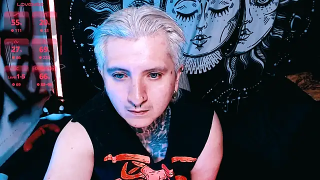 Snapshot of Marieblueeyes chatting on June 1, 11:17 pm Marieblueeyes online show from June 1, 11:17 pm