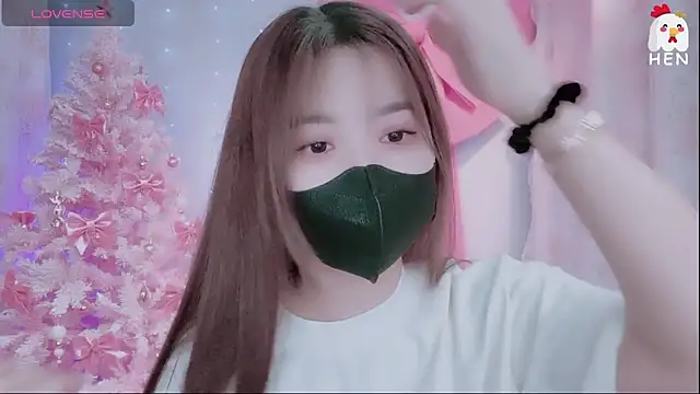 hen237 online show from November 28, 5:48 pm