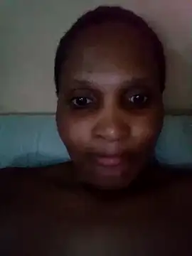 Snapshot of Nonelela chatting on October 28, 8:11 pm Nonelela online show from October 28, 8:11 pm