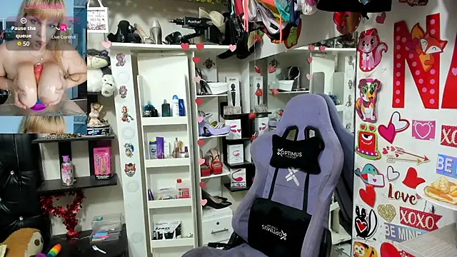 allsson queen online show from February 27, 8:09 pm