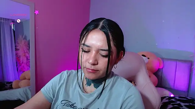 kim blake online show from January 24, 8:43 pm