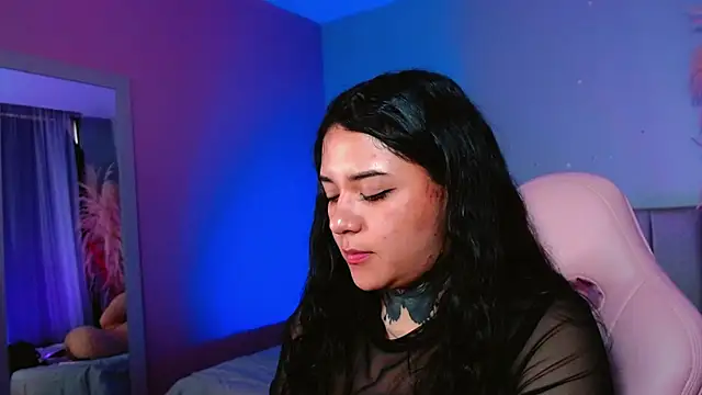 kim blake online show from February 4, 8:59 pm