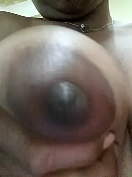 Snapshot of KinkyKit_May chatting on December 21, 9:44 am KinkyKit May online show from December 21, 9:44 am