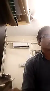 Snapshot of rajlocal chatting on December 3, 1:32 pm rajlocal online show from December 3, 1:32 pm