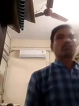 Snapshot of rajlocal chatting on December 9, 11:26 am rajlocal online show from December 9, 11:26 am