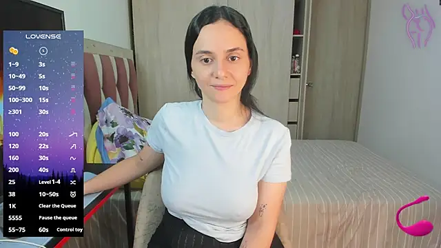 lucia s1 online show from January 16, 9:30 pm