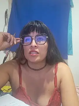 Snapshot of Alexandrasaenz chatting on June 8, 8:20 pm Alexandrasaenz online show from June 8, 8:20 pm