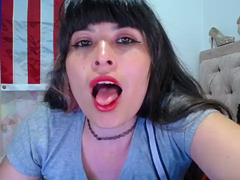 Snapshot of Alexandrasaenz chatting on July 8, 9:19 pm Alexandrasaenz online show from July 8, 9:19 pm