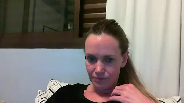 Annylove1 online show from September 20, 12:11 am