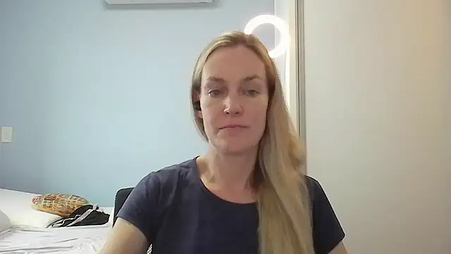 Annylove1 online show from January 13, 10:53 am