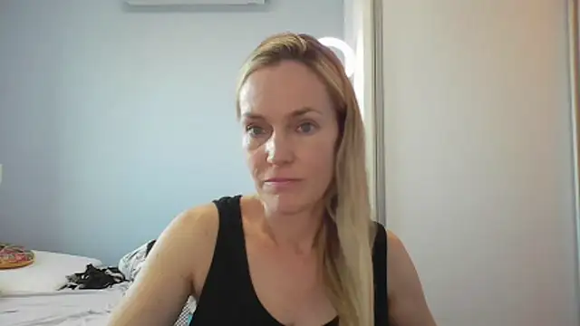 Annylove1 online show from January 16, 10:52 am