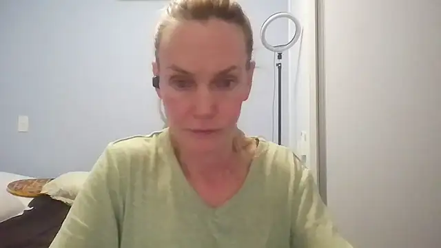 Annylove1 online show from June 15, 12:13 am