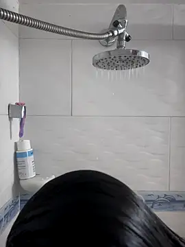 Snapshot of Hannahoff chatting on November 8, 4:51 pm Hannahoff online show from November 8, 4:51 pm