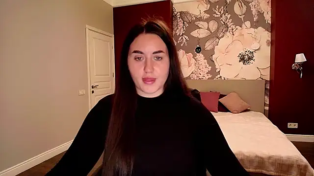 Roxie Bradley online show from September 27, 5:56 am