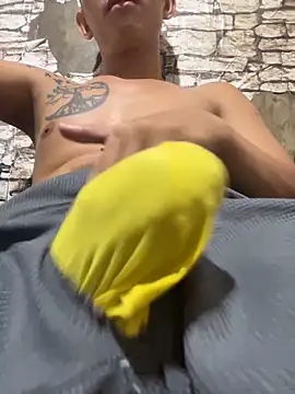 xlovercum online show from October 31, 4:19 pm