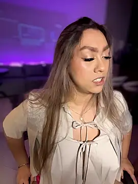 Im sophiie online show from January 16, 6:17 am