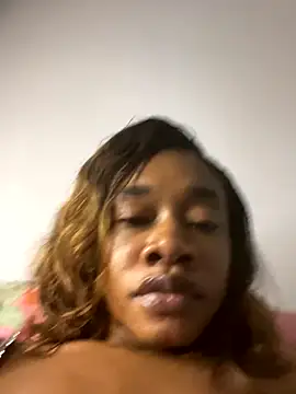 Snapshot of _yisela_ chatting on October 22, 1:06 am yisela online show from October 22, 1:06 am