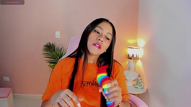 Snapshot of Ciara8 chatting on October 25, 12:02 pm Ciara8 online show from October 25, 12:02 pm