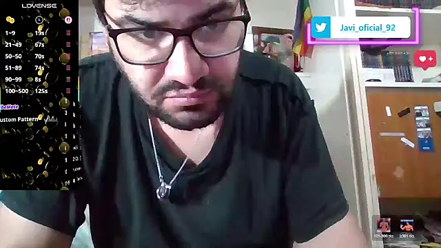 Snapshot of Javi_92 chatting on May 16, 8:18 pm Javi 92 online show from May 16, 8:18 pm