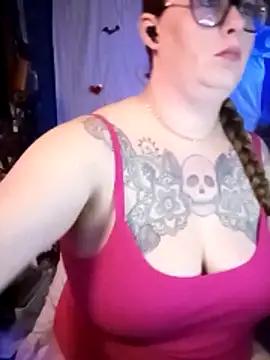 edgexchaos online show from February 10, 5:11 am