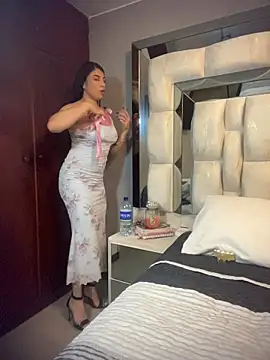 Miaparkerss  online show from October 26, 11:42 pm