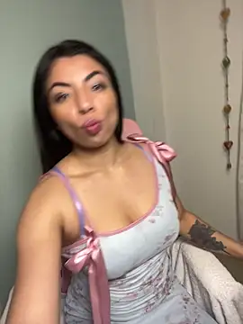 Miaparkerss  online show from April 25, 1:08 am