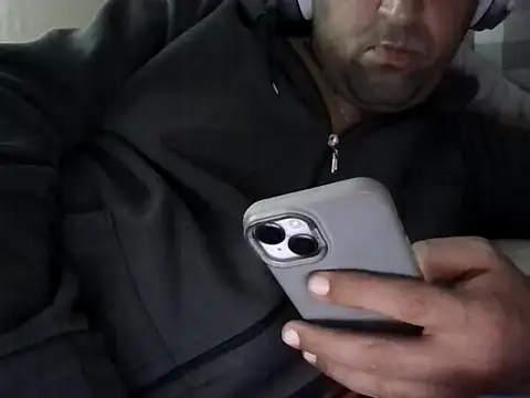 Ca414 online show from November 30, 12:42 pm