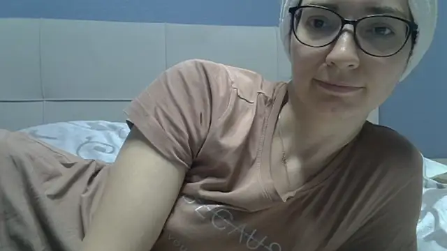 Ashleyspice online show from May 5, 6:21 am