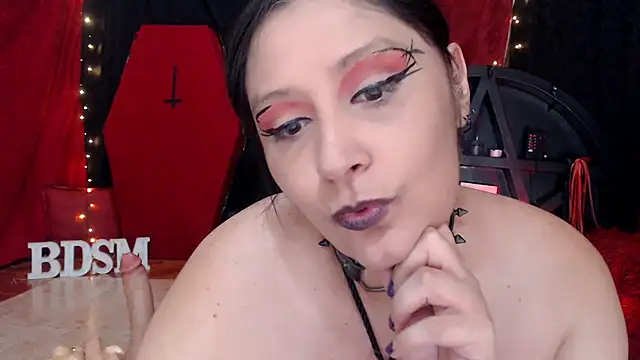 MonetKitty online show from May 19, 7:31 pm