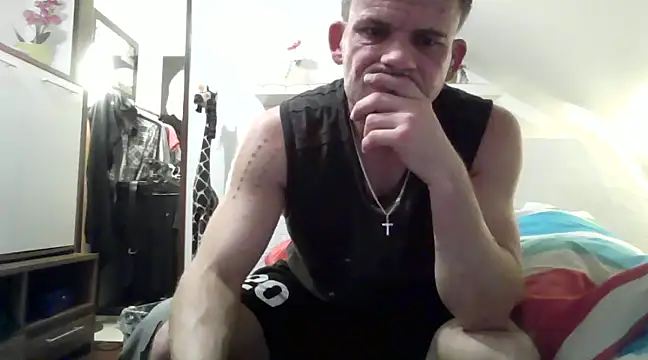 Snapshot of Cambitchboy chatting on December 12, 9:58 pm Cambitchboy online show from December 12, 9:58 pm