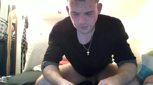 Snapshot of Cambitchboy chatting on December 15, 5:45 am Cambitchboy online show from December 15, 5:45 am